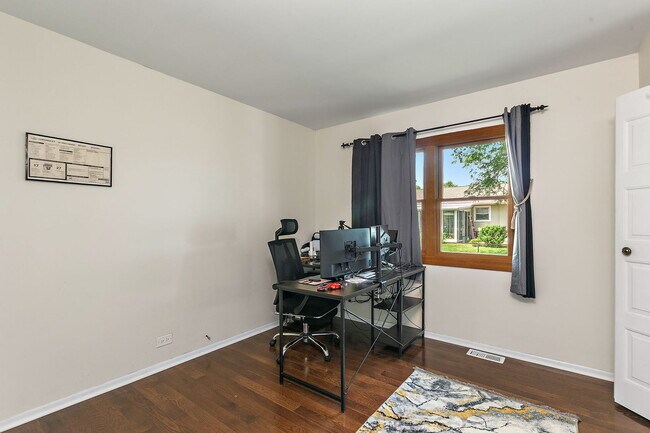 Building Photo - 1037 Conrad Ct
