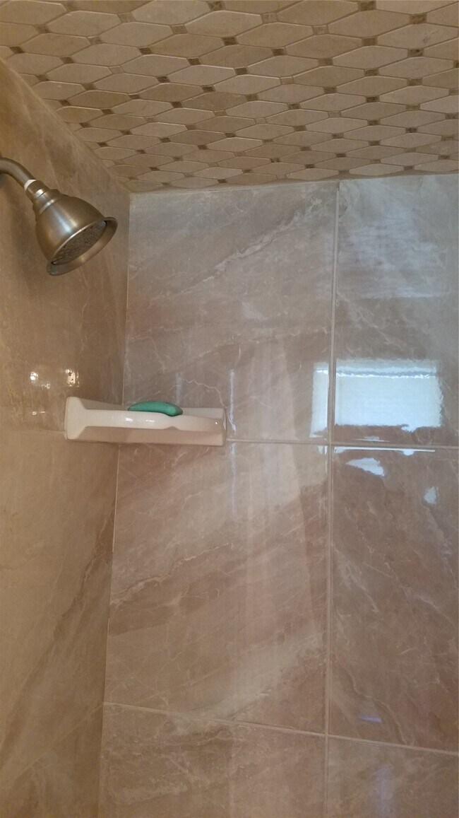 Building Photo - 11123 Hazelhurst Dr