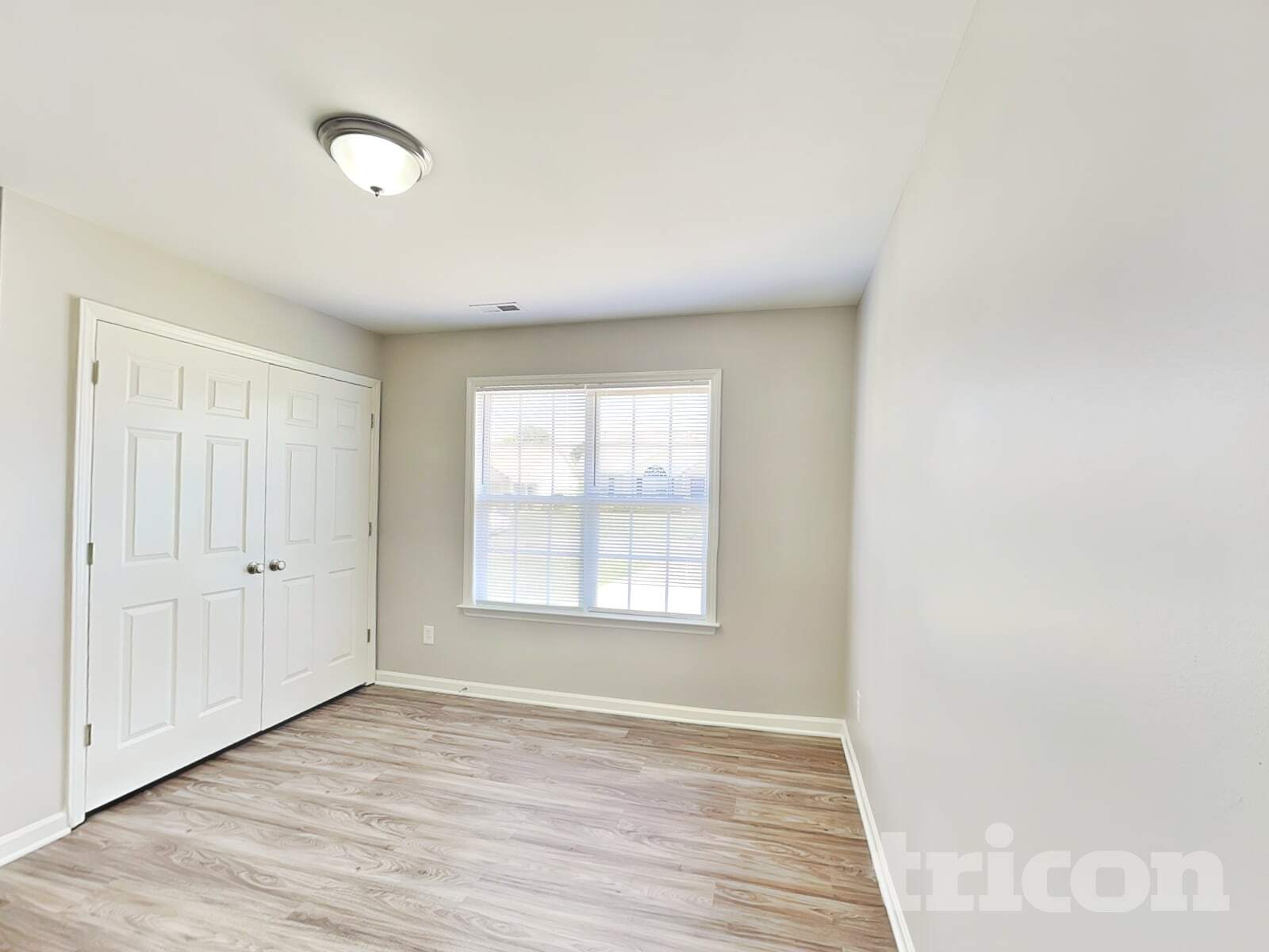 Building Photo - 310 Dexter Pl