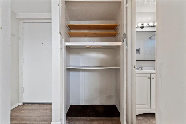 Building Photo - Javid Properties Triplex