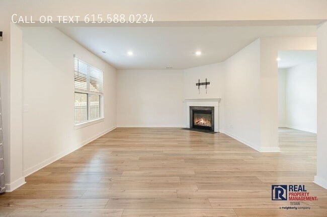 Building Photo - 1021 Ewell Farm Dr