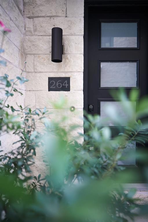 Building Photo - 264 Pullman Ct