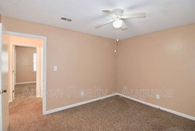 Building Photo - 4154 Arlington Rd