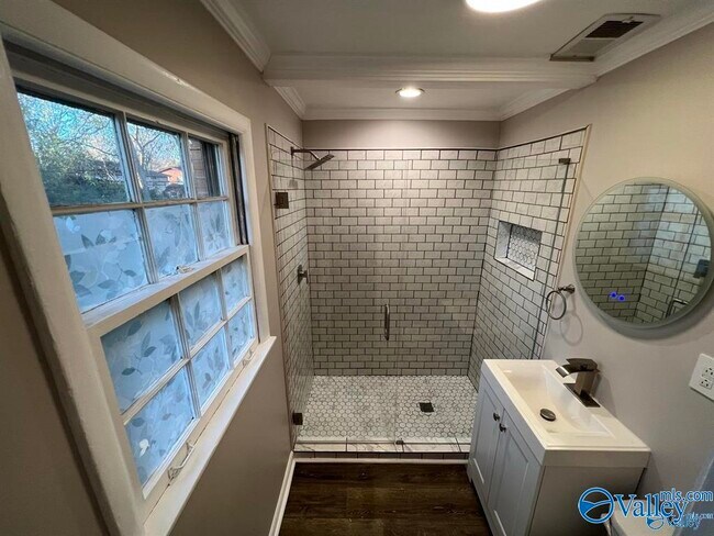 Building Photo - 3415 Mimosa Ln NW