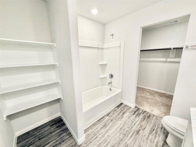 Building Photo - 1395 Rd 5102
