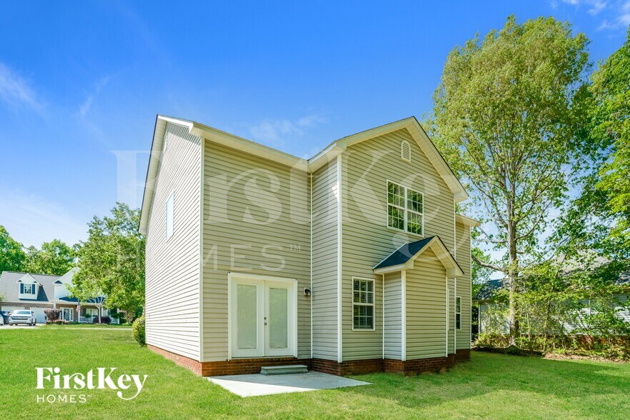 Building Photo - 4230 Chatterleigh Dr