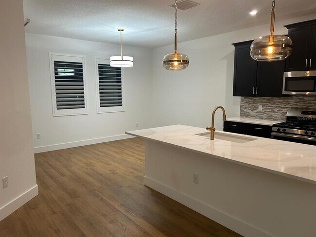 Building Photo - 7591 Purple Finch St