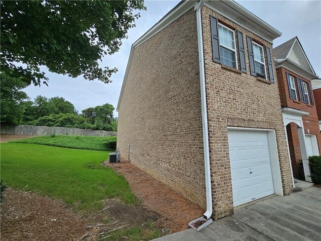 Building Photo - 2160 Hawks Bluff Trail NW