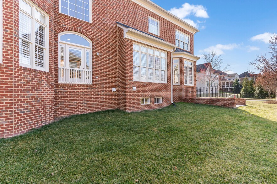 Building Photo - 4522 Mixed Willow Pl