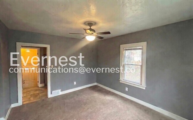 Building Photo - 15218 Shiloh Rd