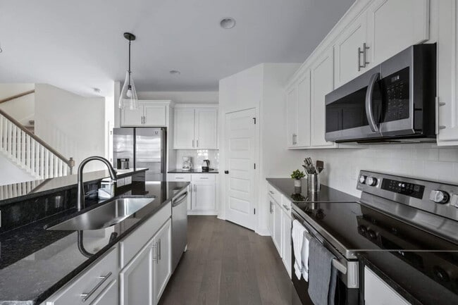 Building Photo - 3319 Old Hickory Blvd