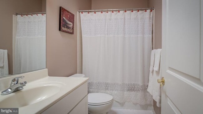 Building Photo - 14000 Baneberry Cir