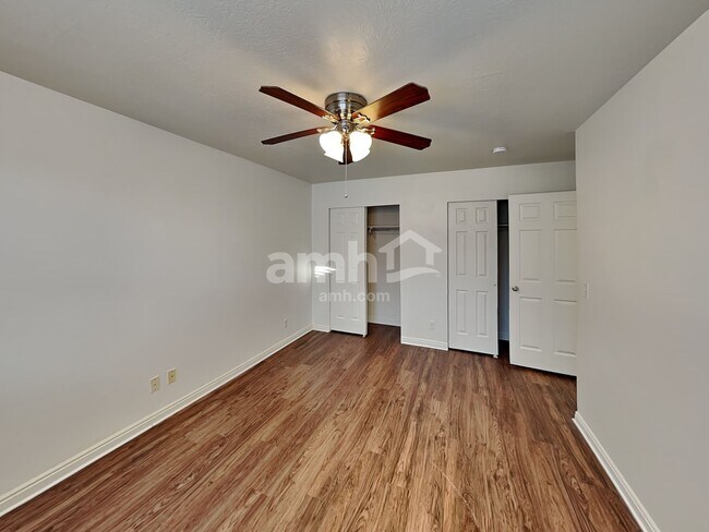 Building Photo - 5739 Impressions Dr