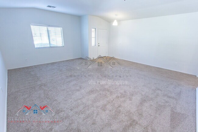 Building Photo - 9096 N 97th Dr