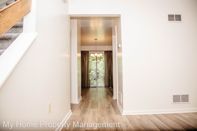 Building Photo - 3 br, 1.5 bath House - 429 Rockwood Drive