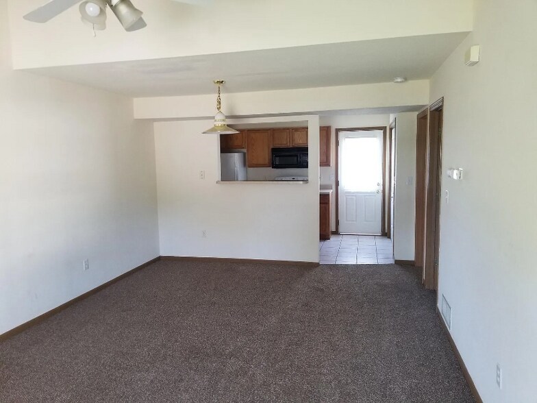 Building Photo - 3403 Westwind Dr