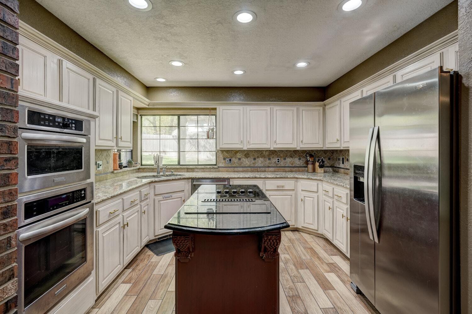 Building Photo - 1409 Folkstone
