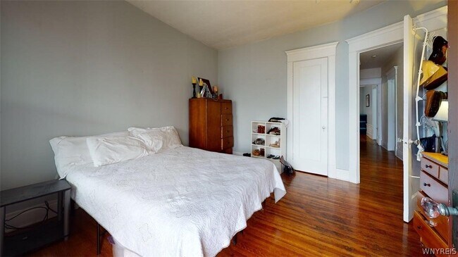 Building Photo - 139 Fordham Dr