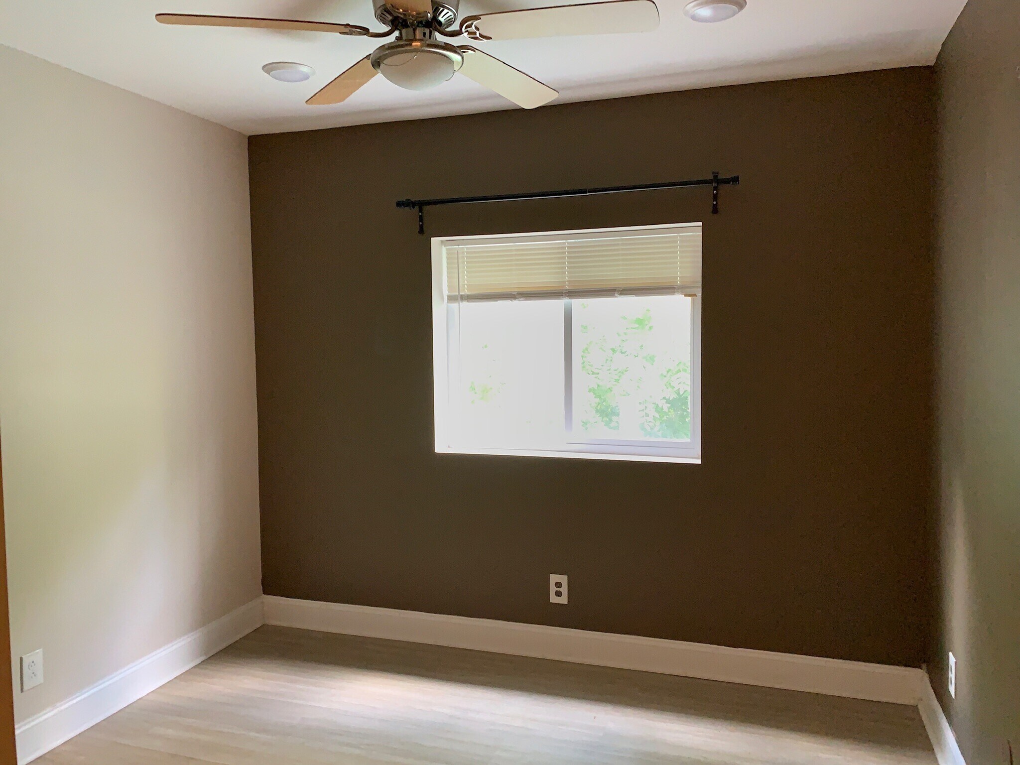 Building Photo - 5439 Penn Ave