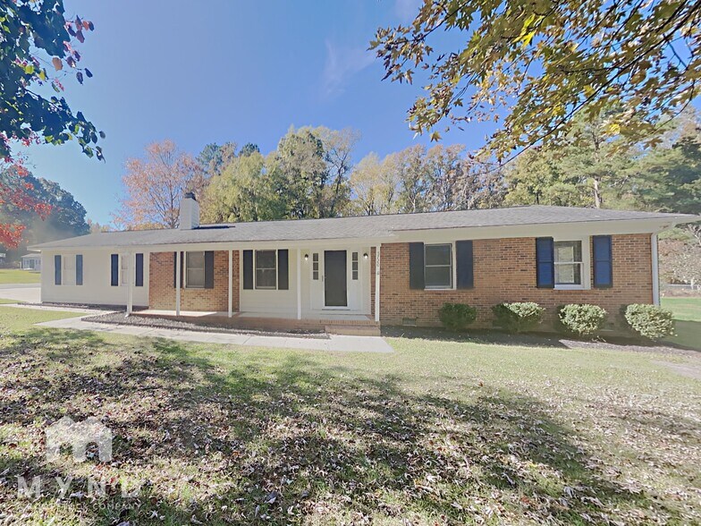 Primary Photo - 5720 Raynor Rd