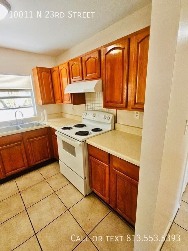 Building Photo - 10011 N 23rd St