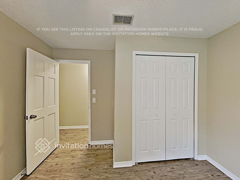 Building Photo - 4654 Tiffany Woods Cir