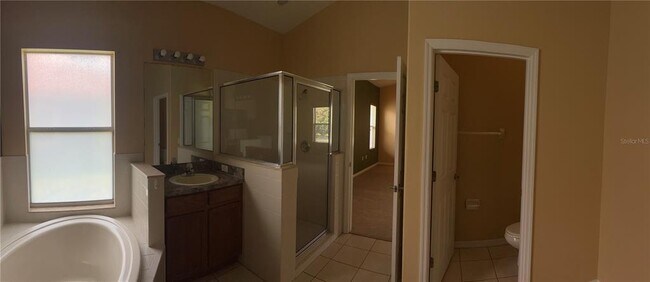 Building Photo - 1754 Altavista Cir