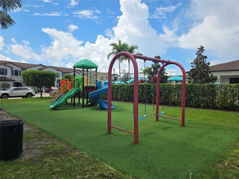 Building Photo - 24839 SW 113th Pl