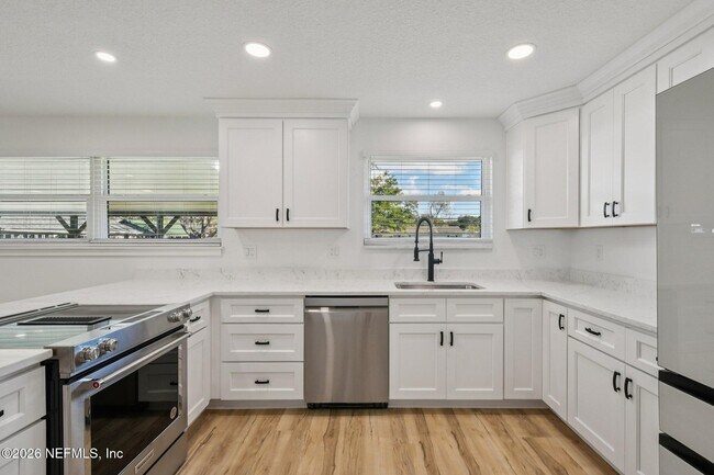 Building Photo - 3165 Creighton Forest Dr