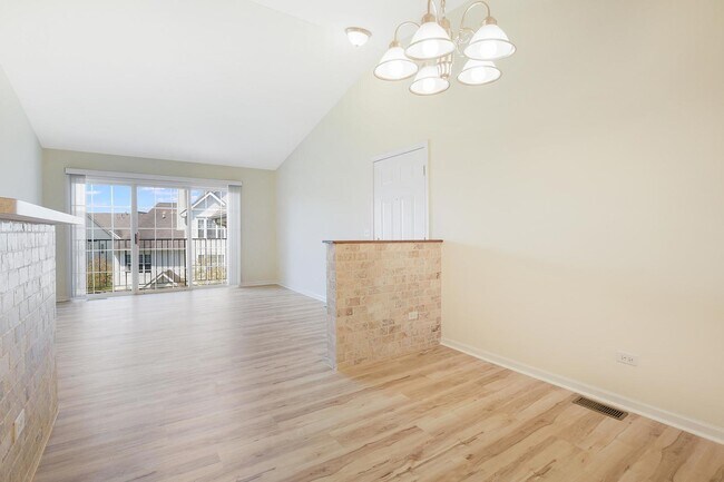 Building Photo - 670 Mill Cir