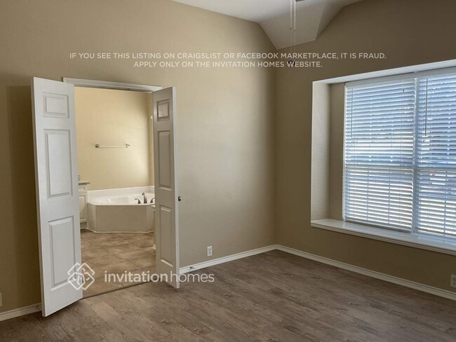 Building Photo - 3013 St Jude Dr