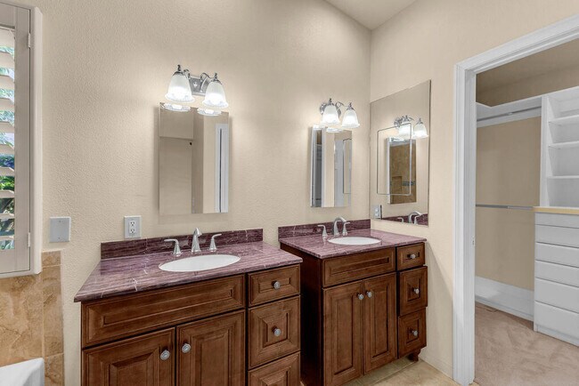 Building Photo - 79886 Dandelion Dr