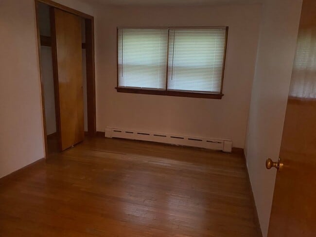 Building Photo - 123 Highland Ave