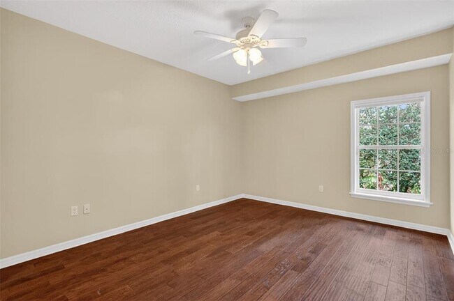 Building Photo - 618 High Point Dr