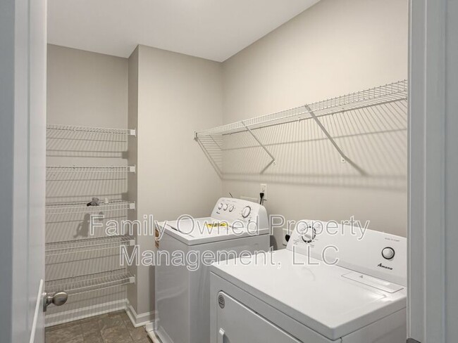 Building Photo - 603 Pendleton Dr