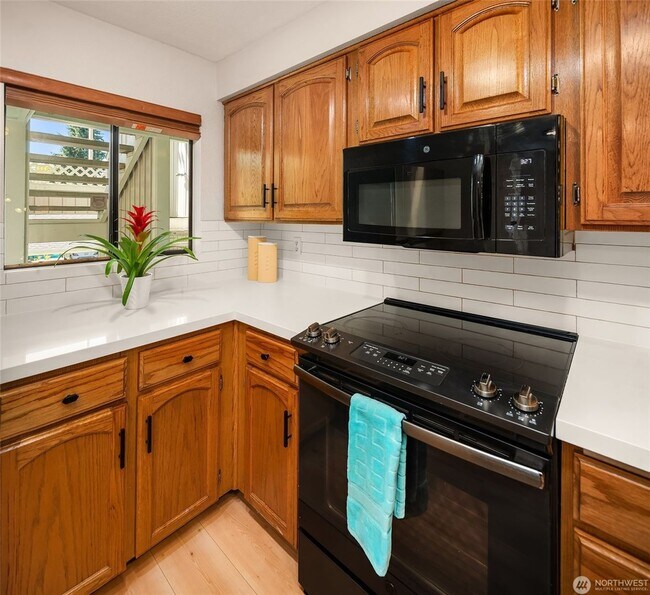 Building Photo - 2bd/1ba Kent Condo