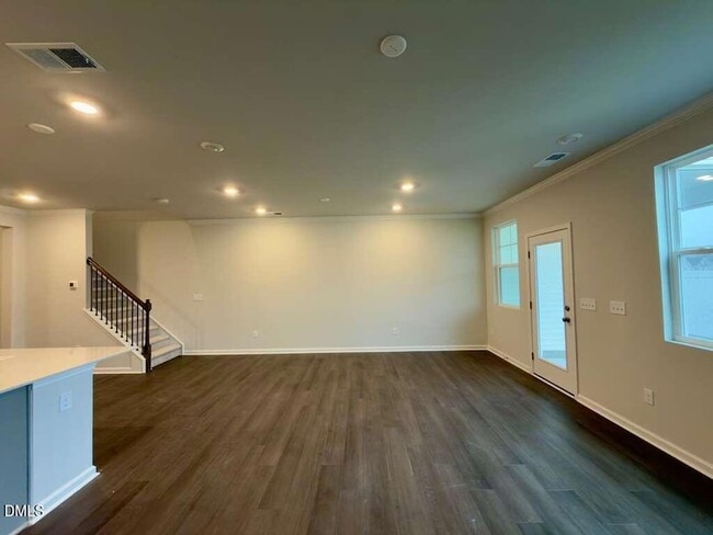 Building Photo - 6005 Grey Colt Wy