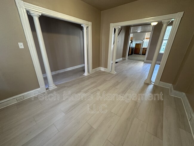 Building Photo - *356 Beaver Street