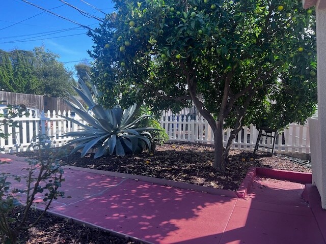 Building Photo - 8109 Ney Ave