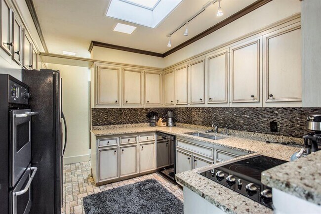 Building Photo - 6301 Christon Ct