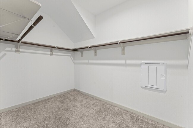 Building Photo - 3008 Maughan Hts Trl