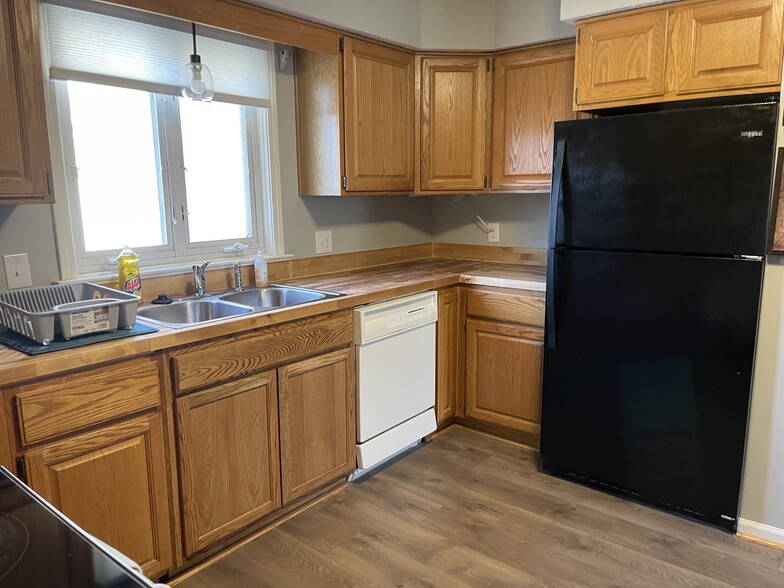 Kitchen - 68 Stanford Rd W