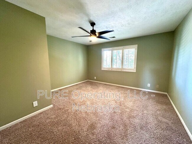 Building Photo - 3447 S 161st Cir