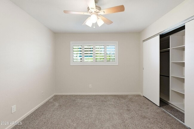 Building Photo - 5525 E Thomas Rd