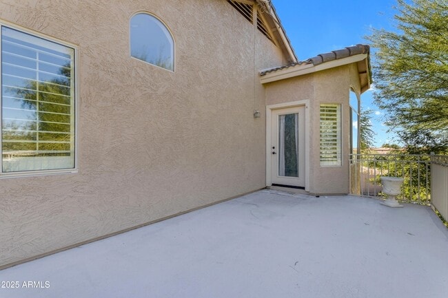 Building Photo - 4302 E Mossman Rd