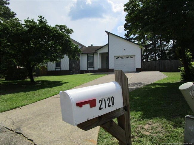 Building Photo - 2120 Lothbury Dr