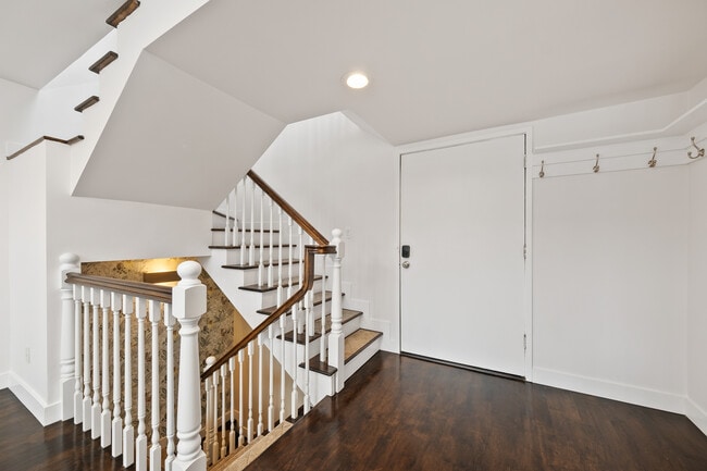 Building Photo - 24 Westwind St