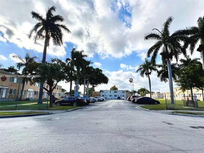 Building Photo - 424 NW 84th St