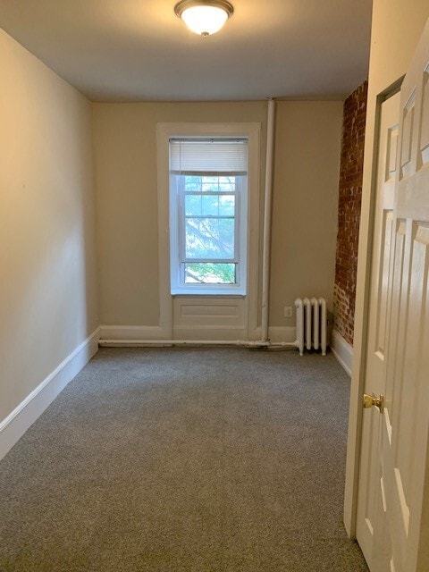 Building Photo - 4014 Spruce St