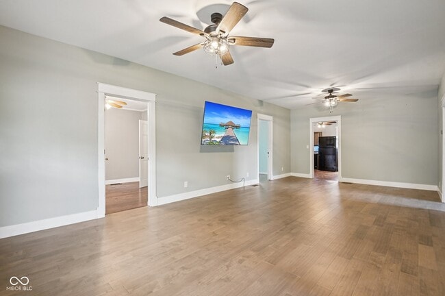 Building Photo - 1920 E 67th St